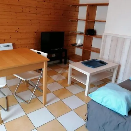 Maisonnette Type Studio Avec Cour Privee A La Rochelle Ferienhaus *